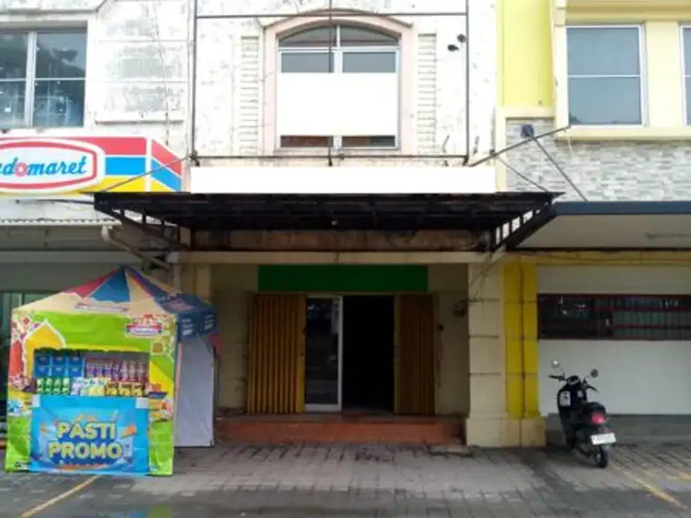 Fdgf. Ruko Disewakan di Komplek Ruko Notredam Deltamas Cikarang