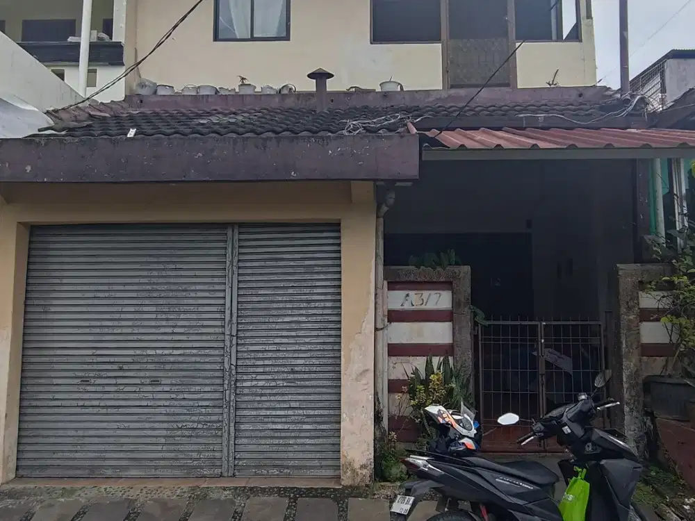 Rumah Strategis SHM 14 Menit ke Pintu Tol Joglo 4 Bebas Banjir J-41124