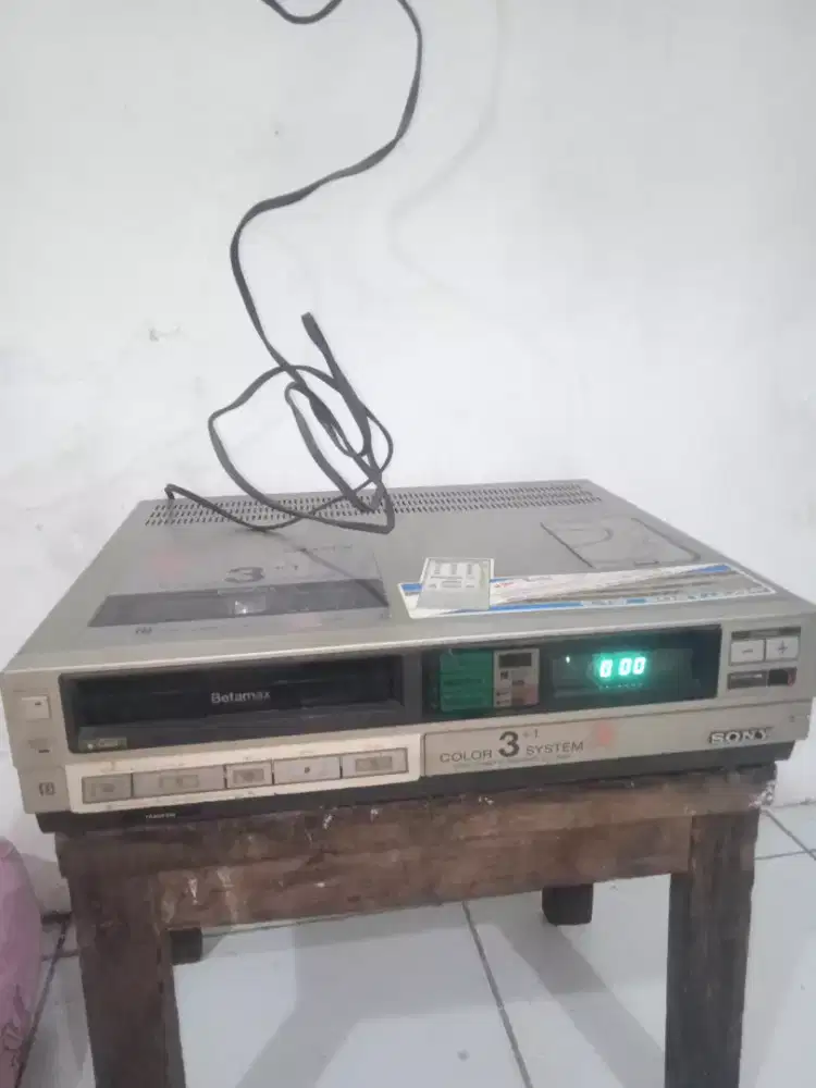 Sony Betamax Video Player