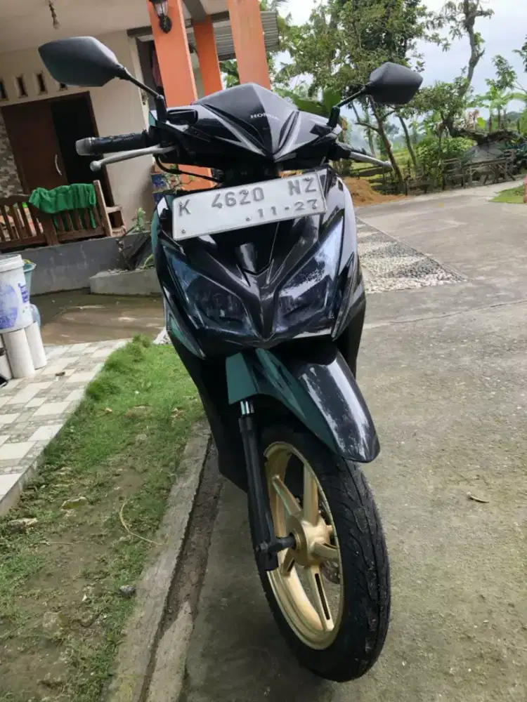 Vario 125 kzr tahun 2012