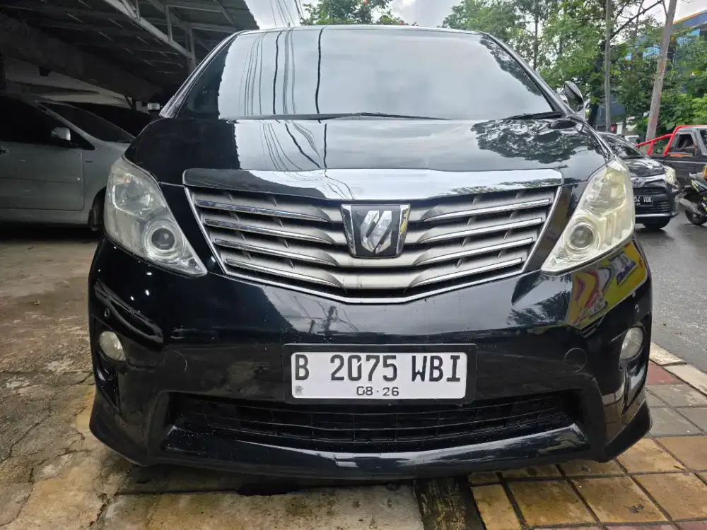 ALPHARD S AT 2011