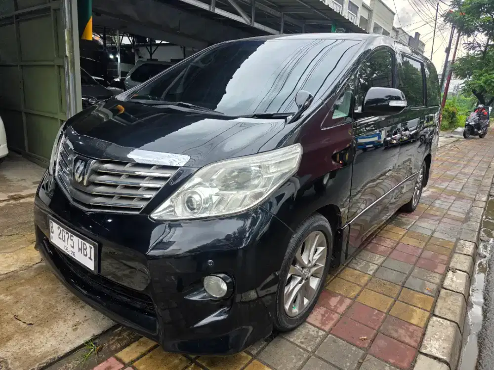 ALPHARD S AT 2011