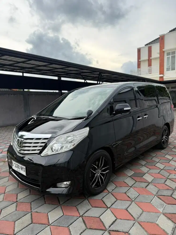 ALPHARD 2.4 AUTOMATIC