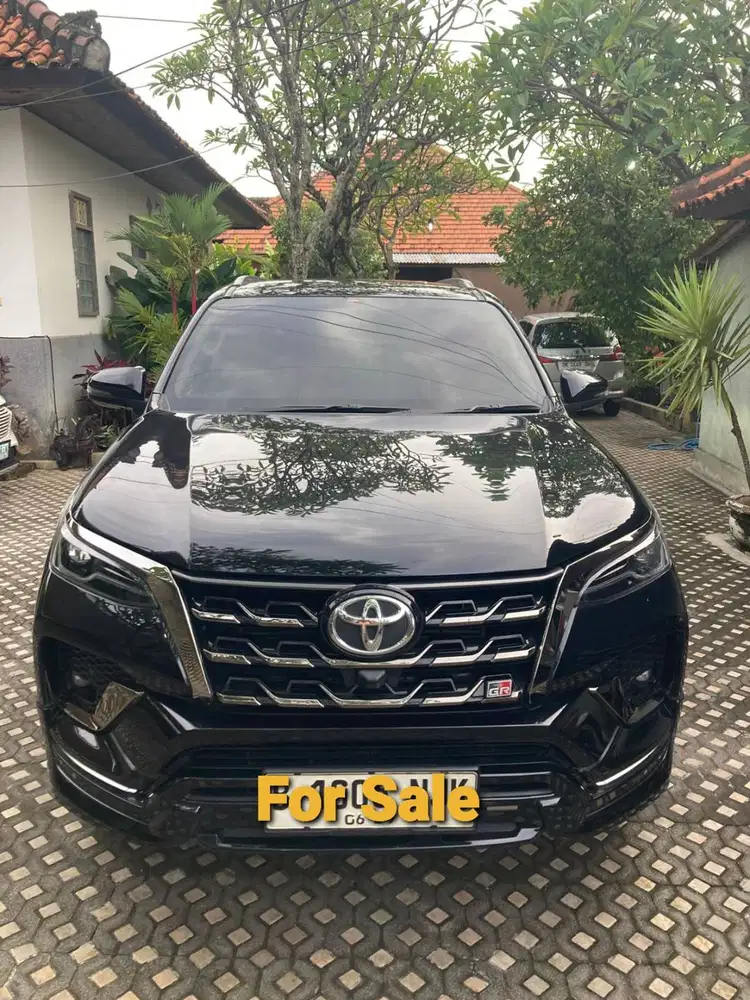 Toyota VRZ GR 2,8 CC Diesel Matic th 2024 Kondisi Bagus