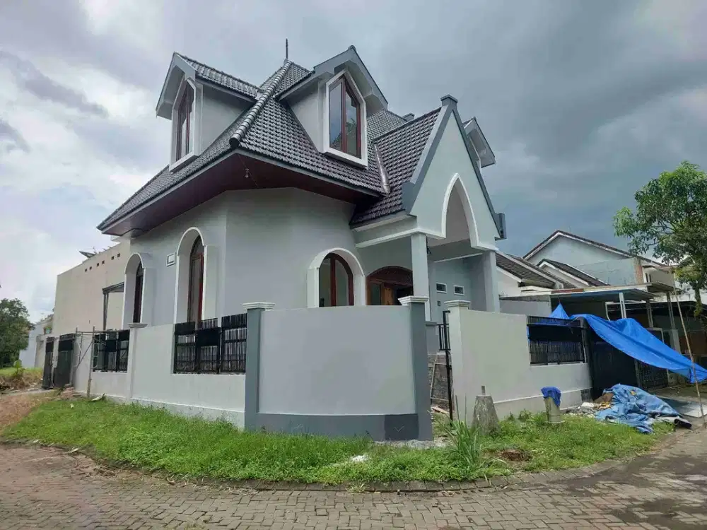 rumah dijual araya golf malang
