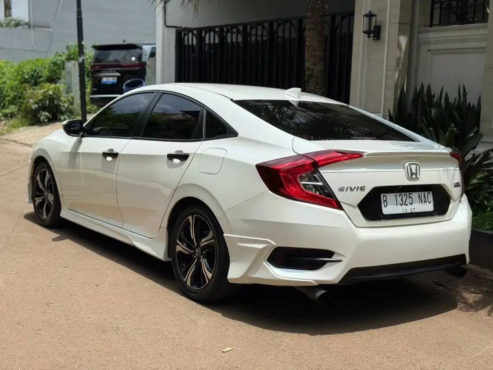 Honda Civic 2017 ES Bensin