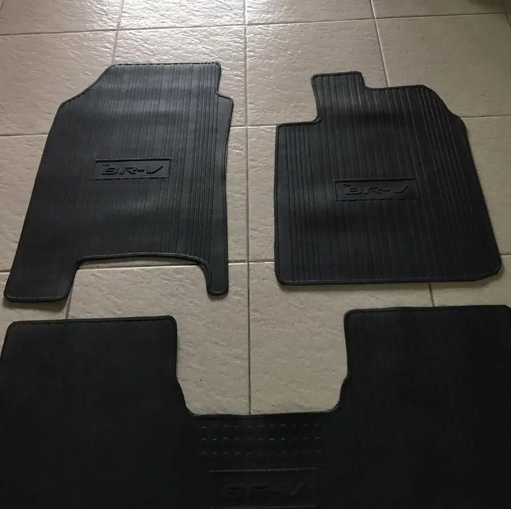 Karpet mobil honda brv matic 2022 anti licin. Second like new