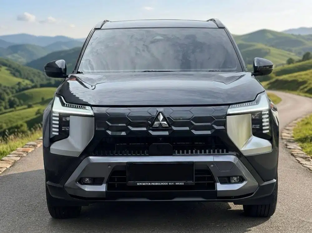 Mitsubishi Destinator 1.5 Ultimate AT 
Tahun : 2025