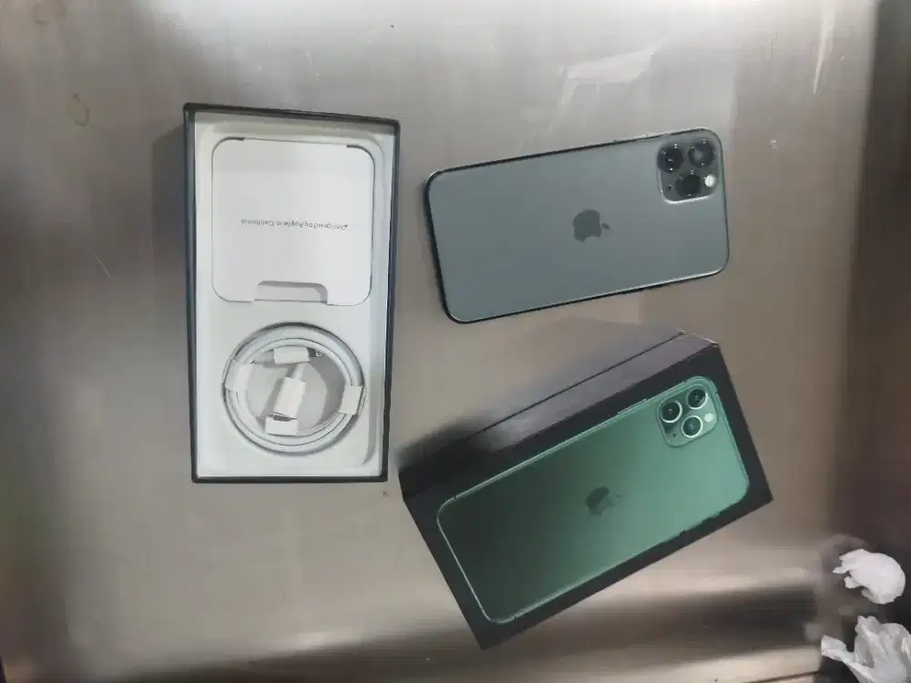 iPhone 11 pro 256gb tangan pertama cewe