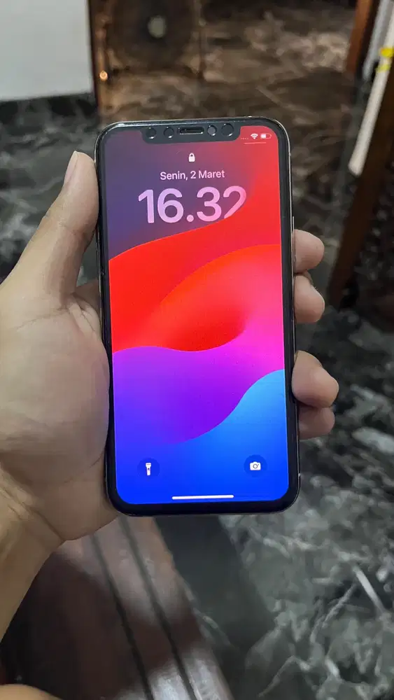 Iphone 11 pro (64 gb)