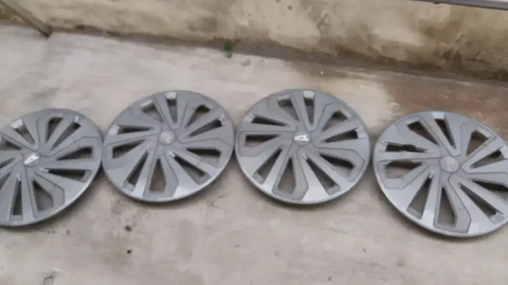 Dop velg Toyota Calya atau Daihatsu Sigra