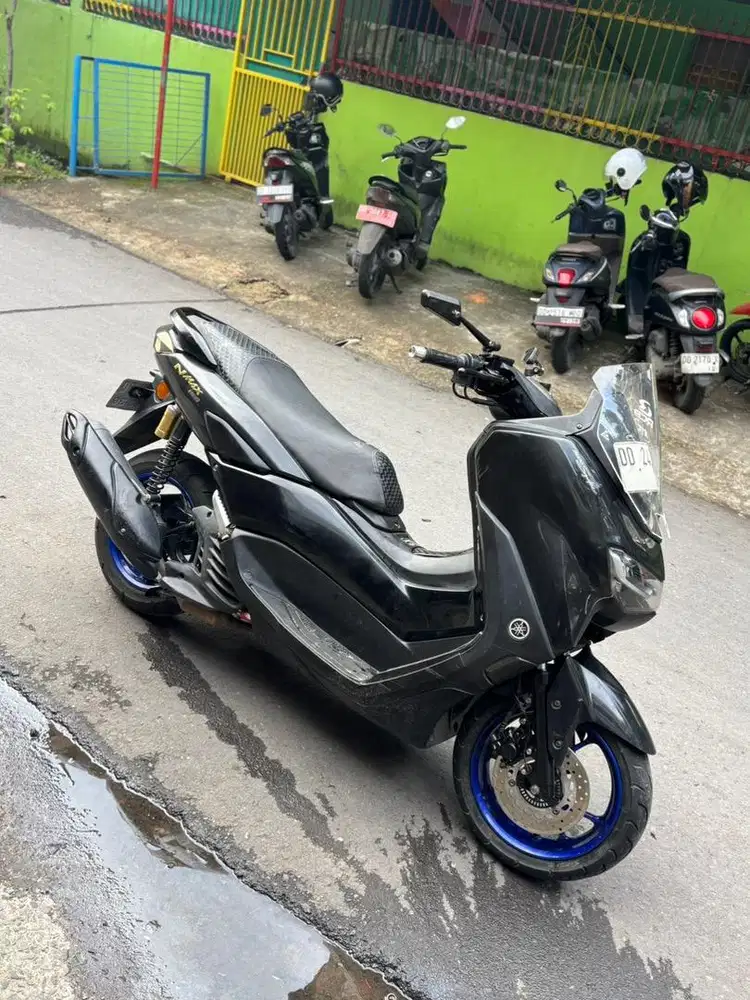 NMAX NEW WARNA HITAM