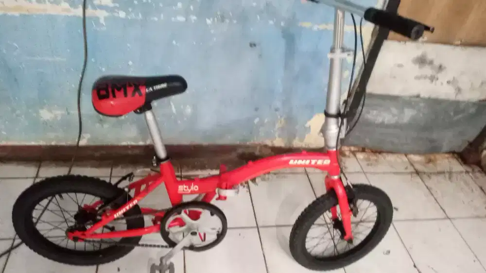 Sepeda lipat merk United stylo 16in single speed istimewa