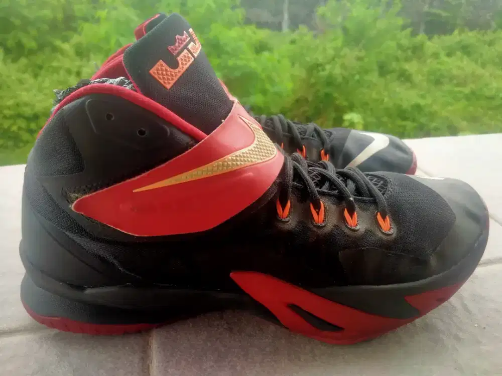 Nike Le Bron Soldier 8 sz 45