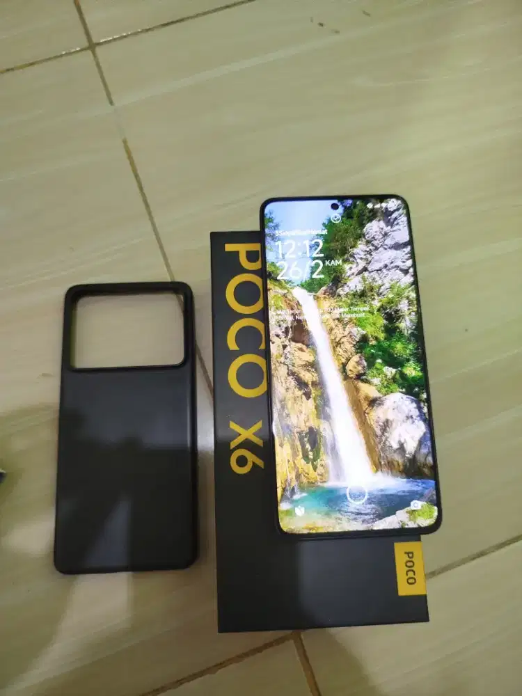 POCO X6 5G RAM 12/256GB GARANSI ON