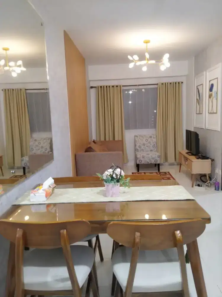 Disewakan tahunan Apartemen Royal, full furnished, bersih, nyaman