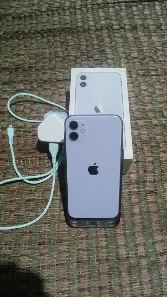 Iphone 11 128gb bekas pemakaian apik mulus amanah aman