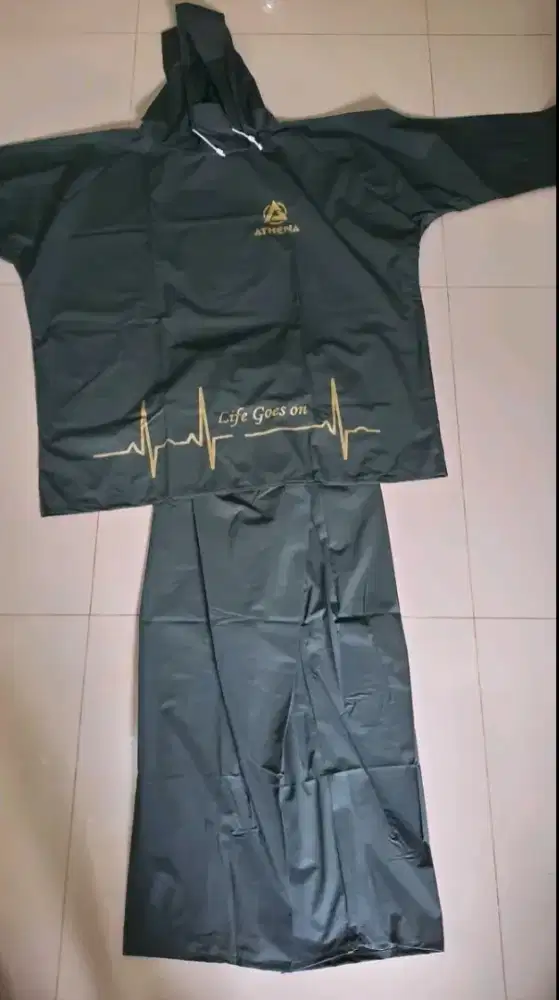 Jas Hujan Stylish Pria/Wanita