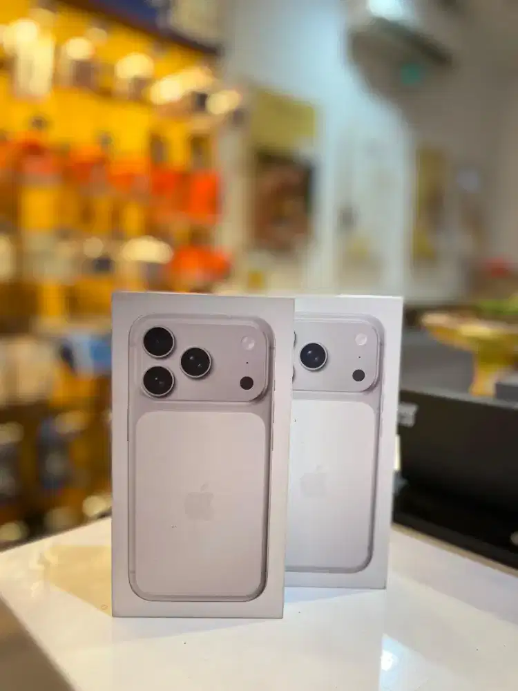 NEW IPHONE 17 PRO 256GB