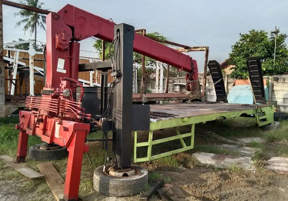 Self loader Crane Mitsubishi Fuso Fighter tronton 10ban 6x4 selfloader