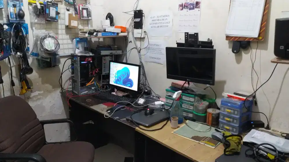 Maintenance IT,Service Komputer,laptop dan setting Jaringan Komputer