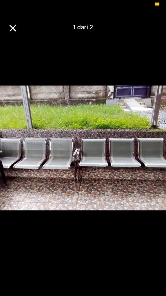 Di jual kursi stainless 3baris, kondisi second. Per unit 1jt ad 6 unit