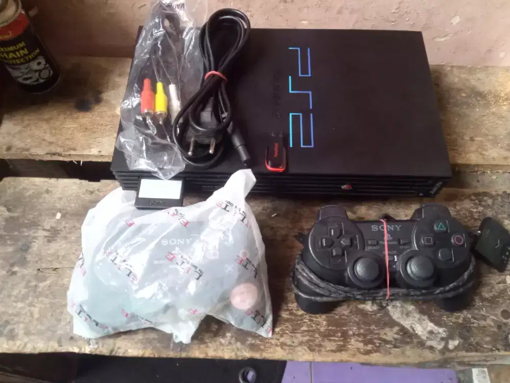 PS2 Fat game banyak siap pakai mulus