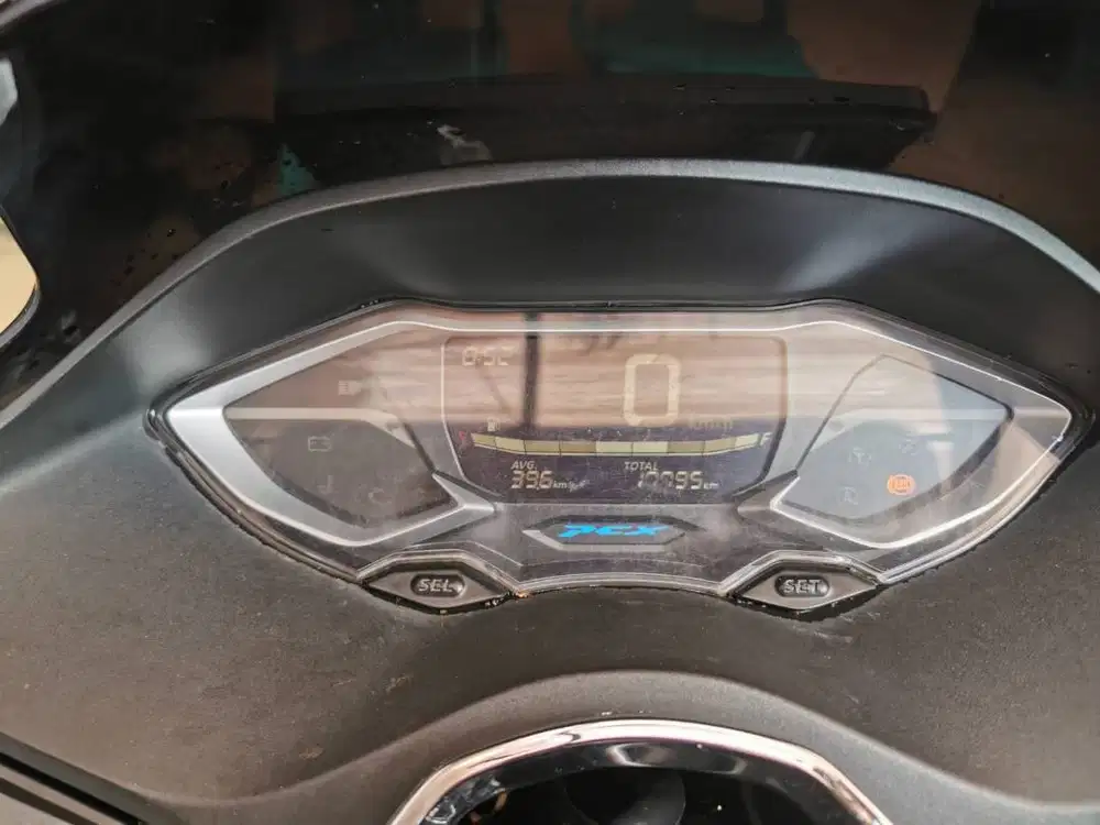 HONDA PCX 160 ABS 2024 HITAM – KM LOW, SIAP PAKAI