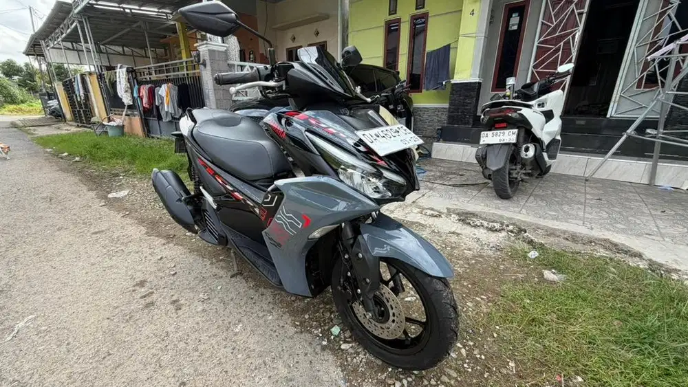 Yamaha Aerox 155 Facelift 2024 setangan