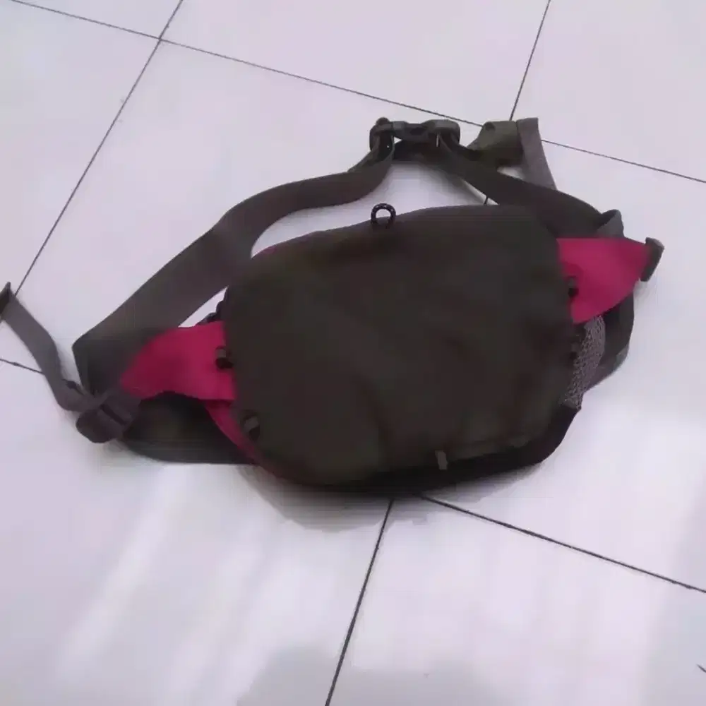 Waist bag/tas pinggang kol00n spr00t