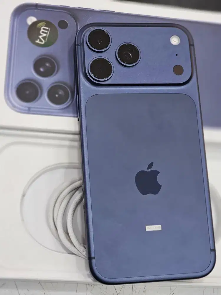 iPhone 17 Promax 256 GB ex iBox bh 100% garansi sampai Desember 2026