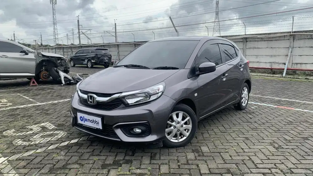 KM Low Nego Harga Murah Honda Brio Satya 2021 KZG