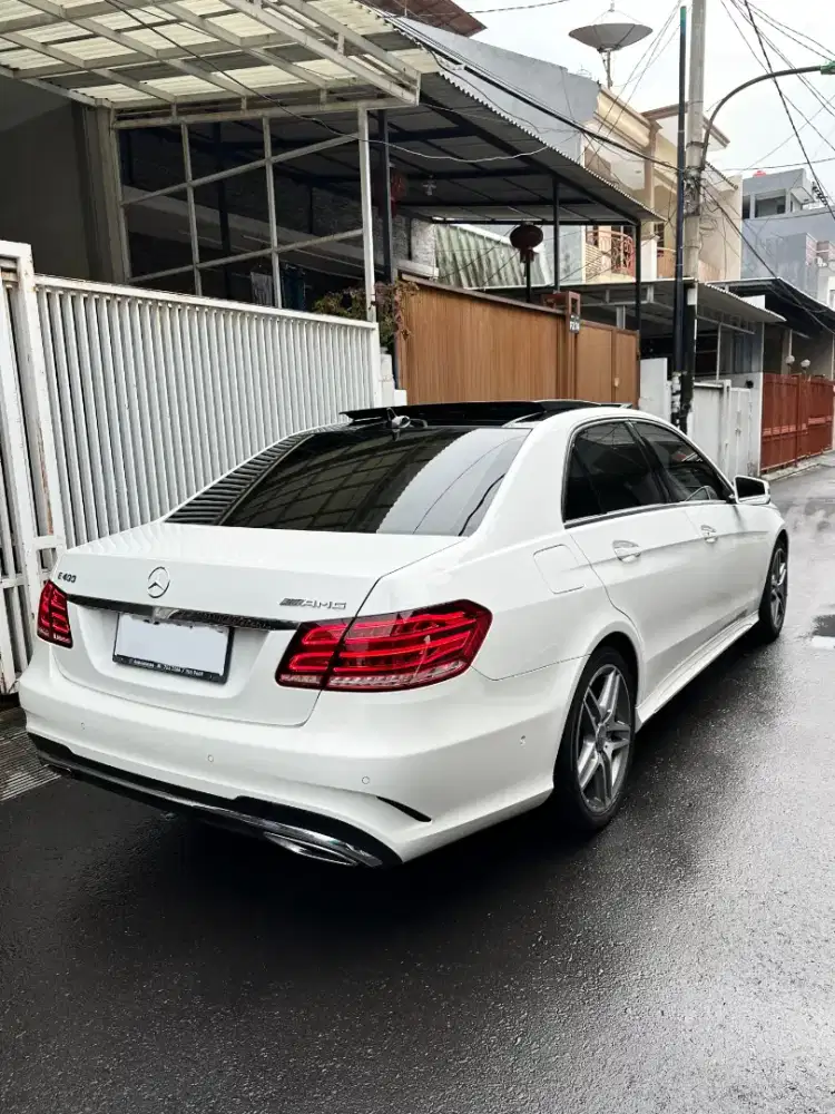 Mercedes benz e400 w212 putih istimewa murah