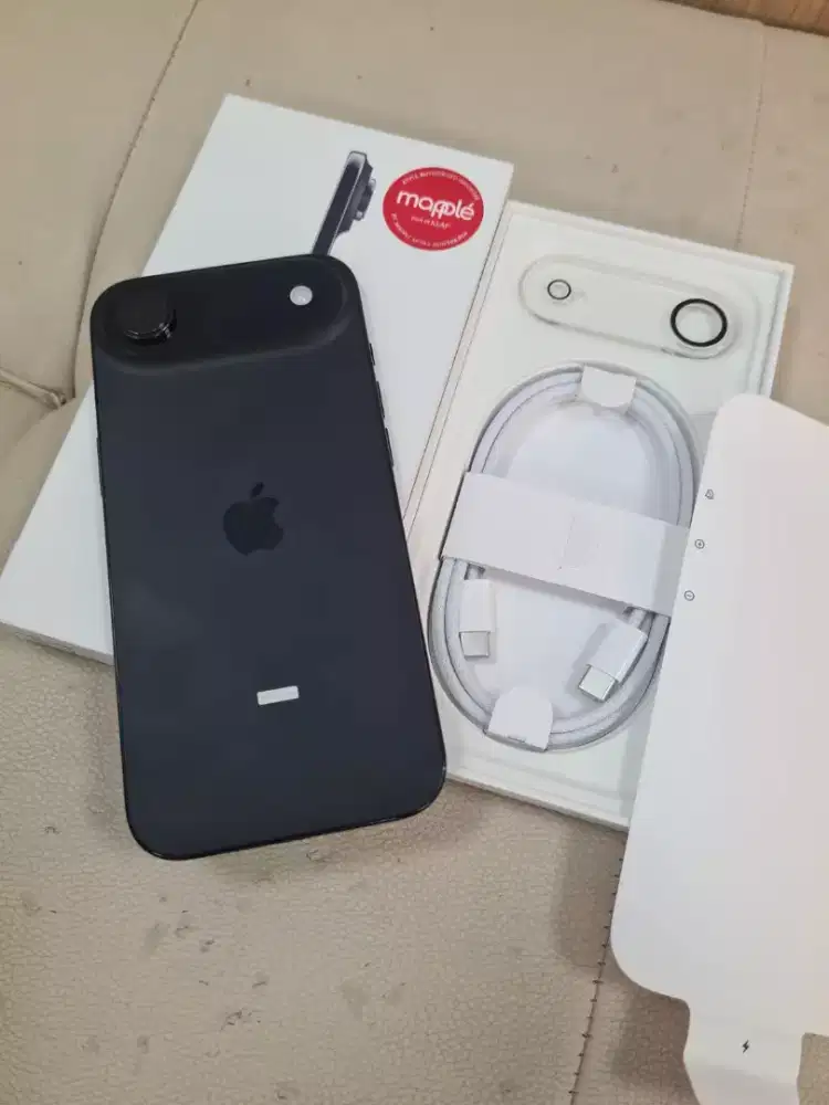 Iphone 17 air 256gb resmi like new 1minggu pakai