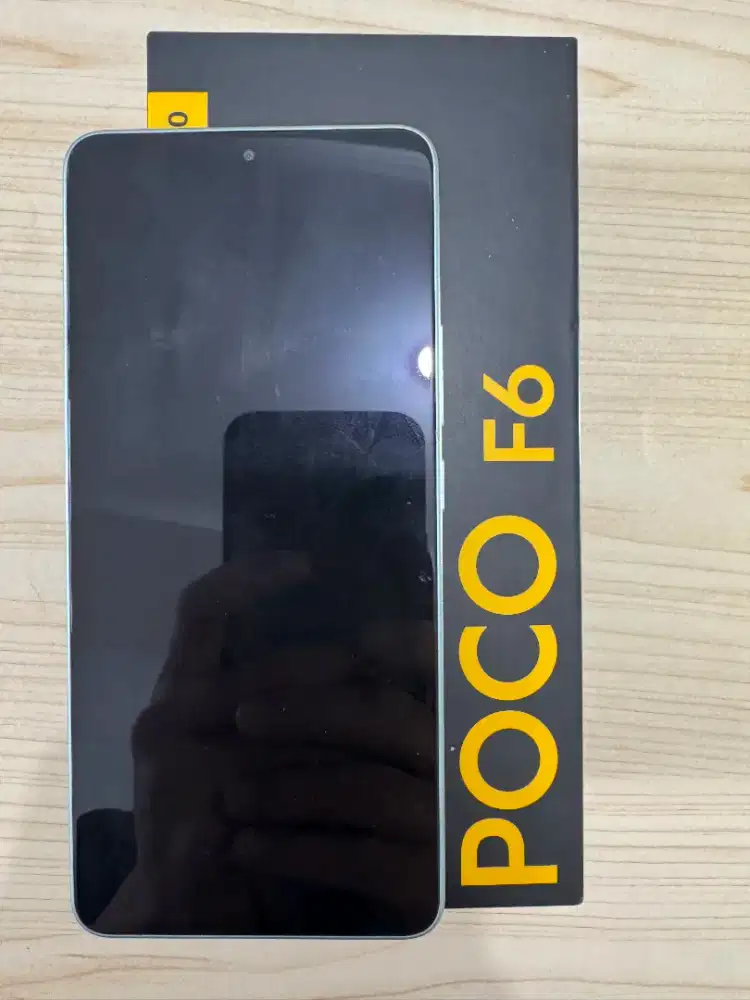 Poco F6 12/512Gb full set (saingan iphone)