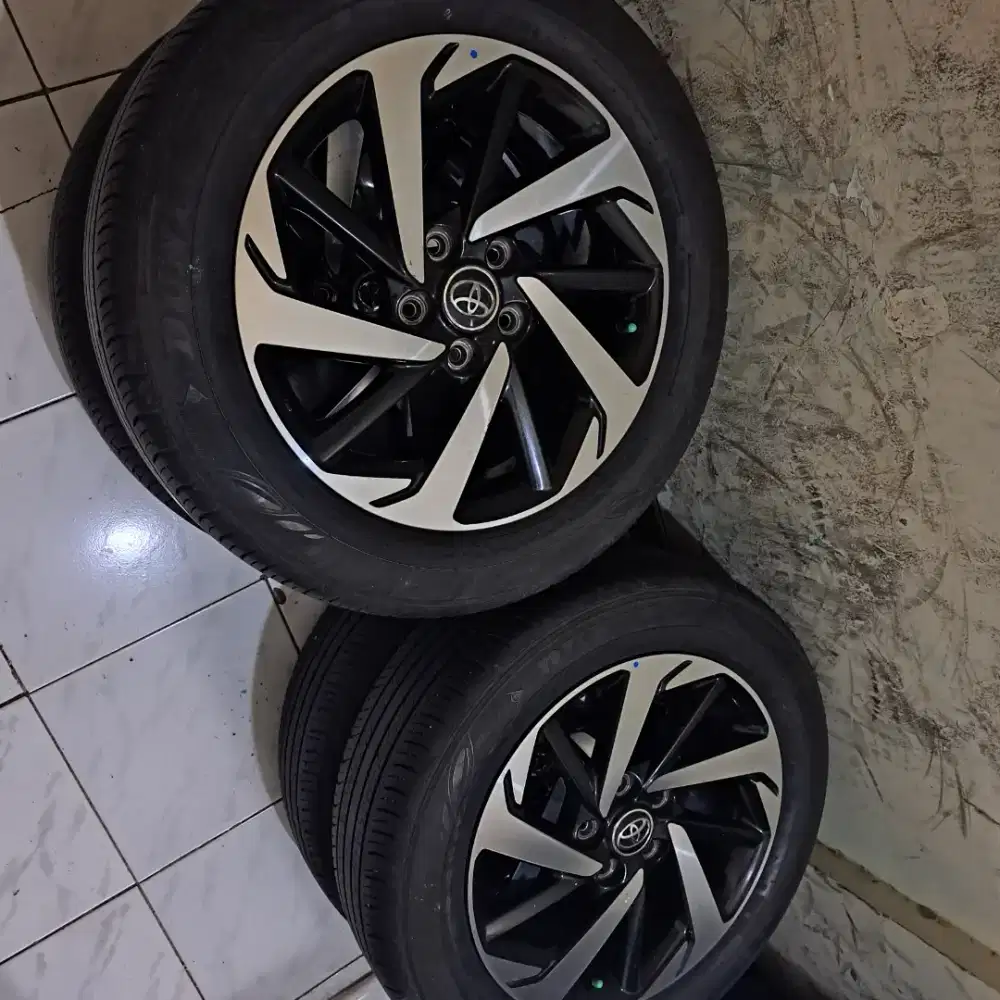 Velg mobil rush r17 cocok buat terios taruna