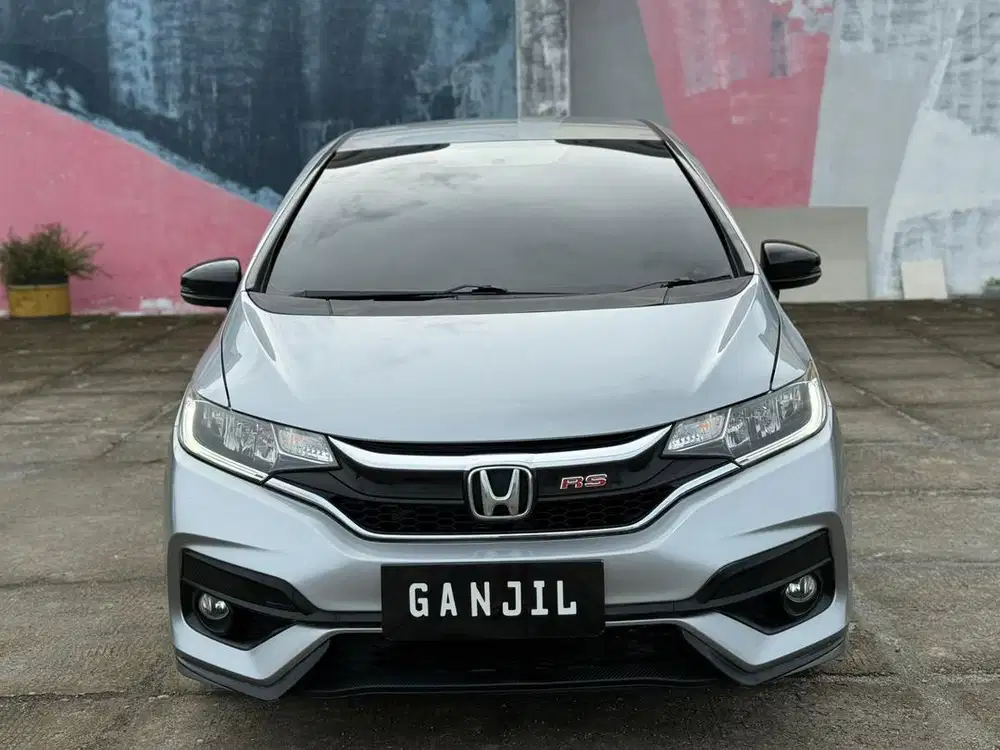 Honda Jazz RS 2018 AT Silver Low KM!!!