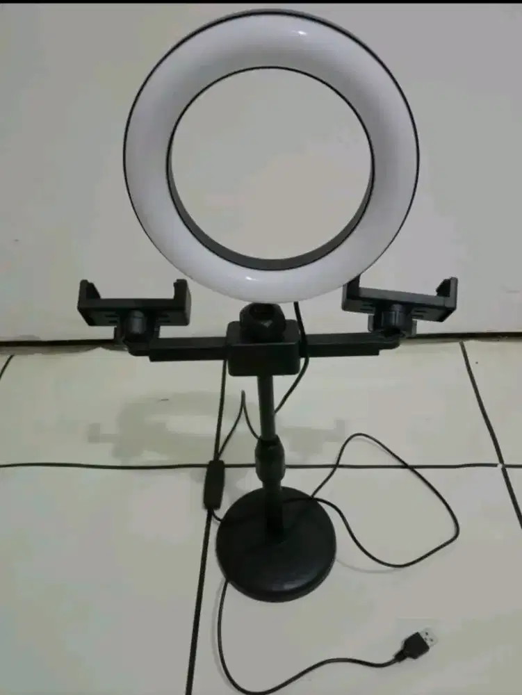 Tripod Lampu Meja 3in1
