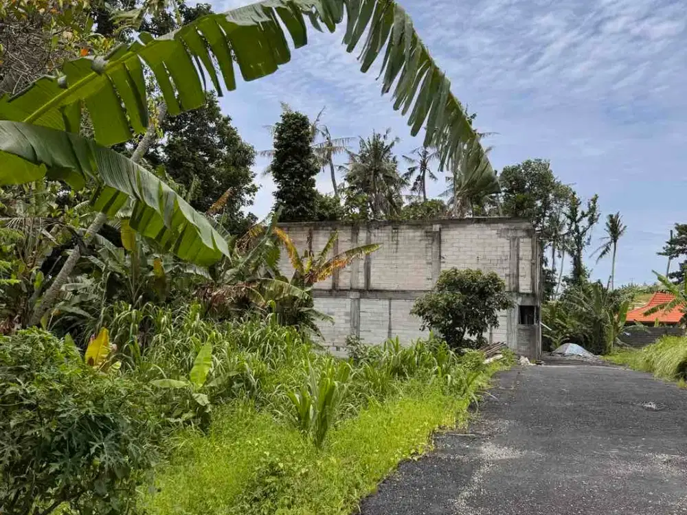 Tanah dijual pererenan luas 170m2 Siap bangun siap baliknama dekat pantai lyma