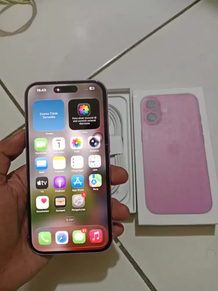 iPhone 16 inter 128 gb fullset mulus