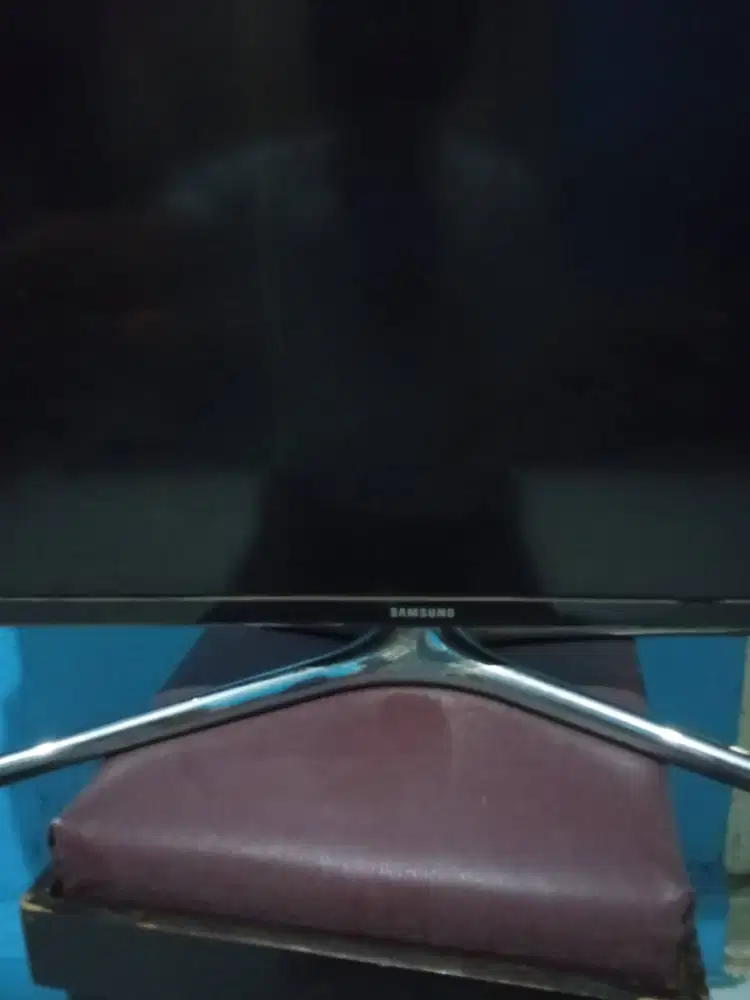 TV Samsung 32 Inch Smart TV