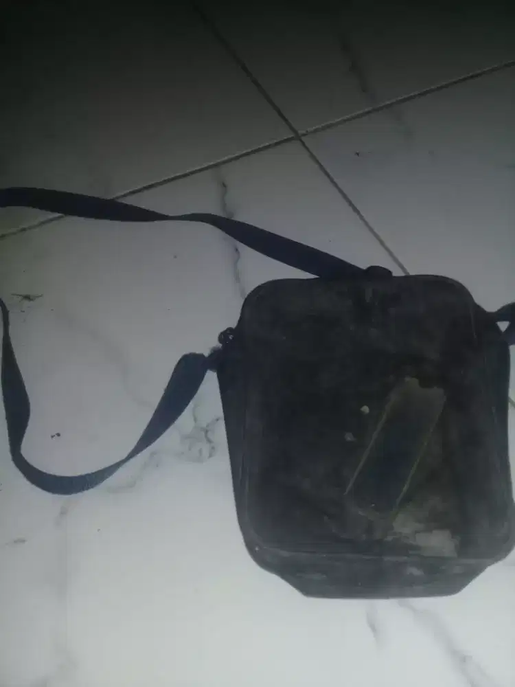 Tas slempang pria
