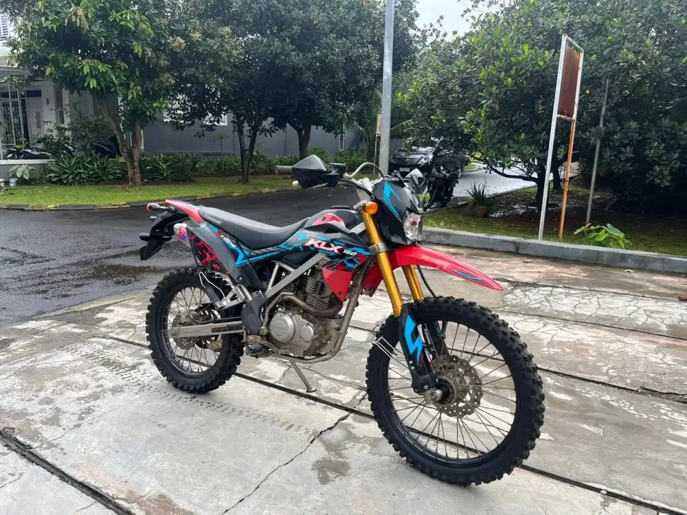 Klx 150 bf extreme tahun 2018