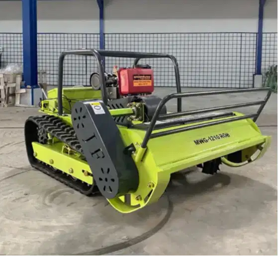 Lowongan: Operator  & Mekanik Remote Control Mesin Rumput