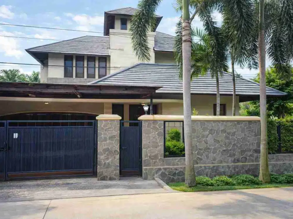 Dijual rumah Cibubur, mewah artistik, galery style. Dalam komplek Pertamina, cluster one gate system