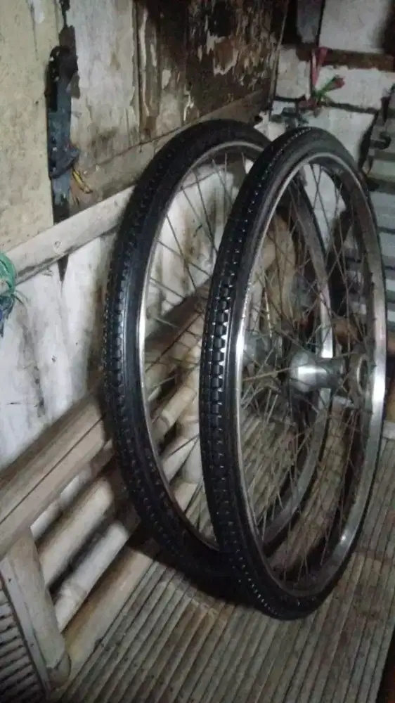 Sepasang pelk becak/gerobak siap pakai ban tebal