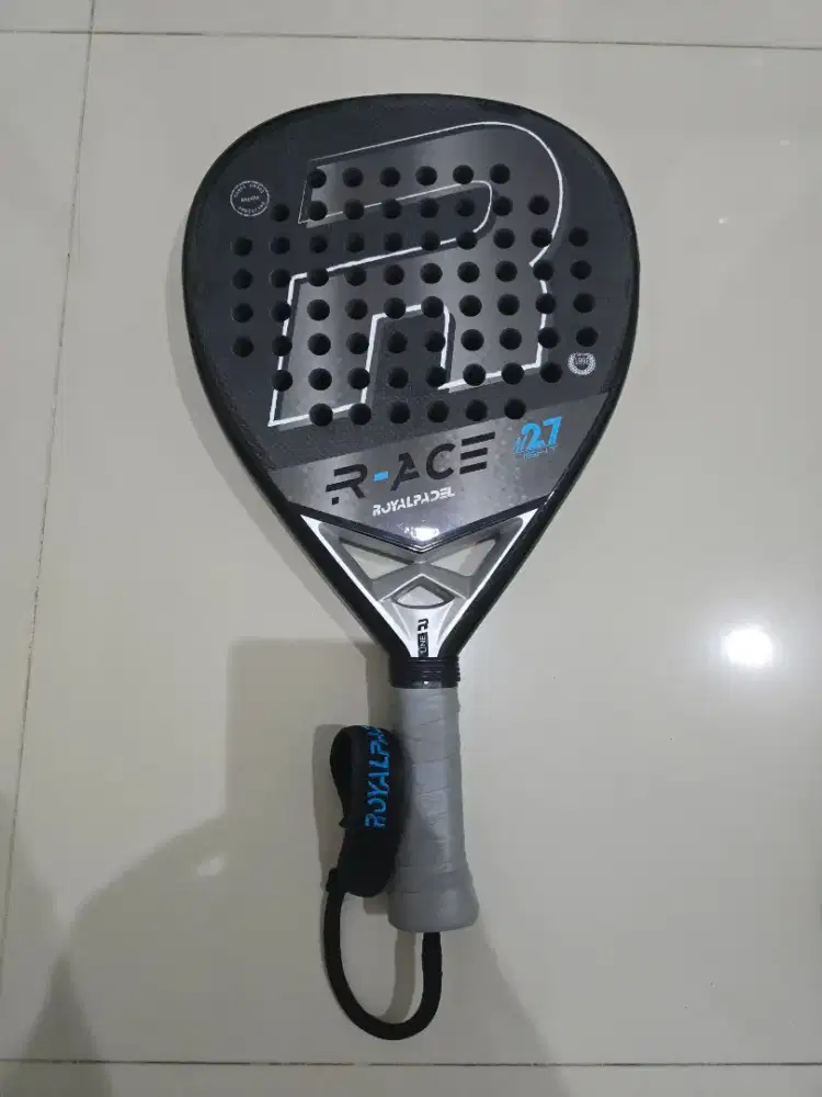 Raket Padel Royal Padel M27 Light 2025
