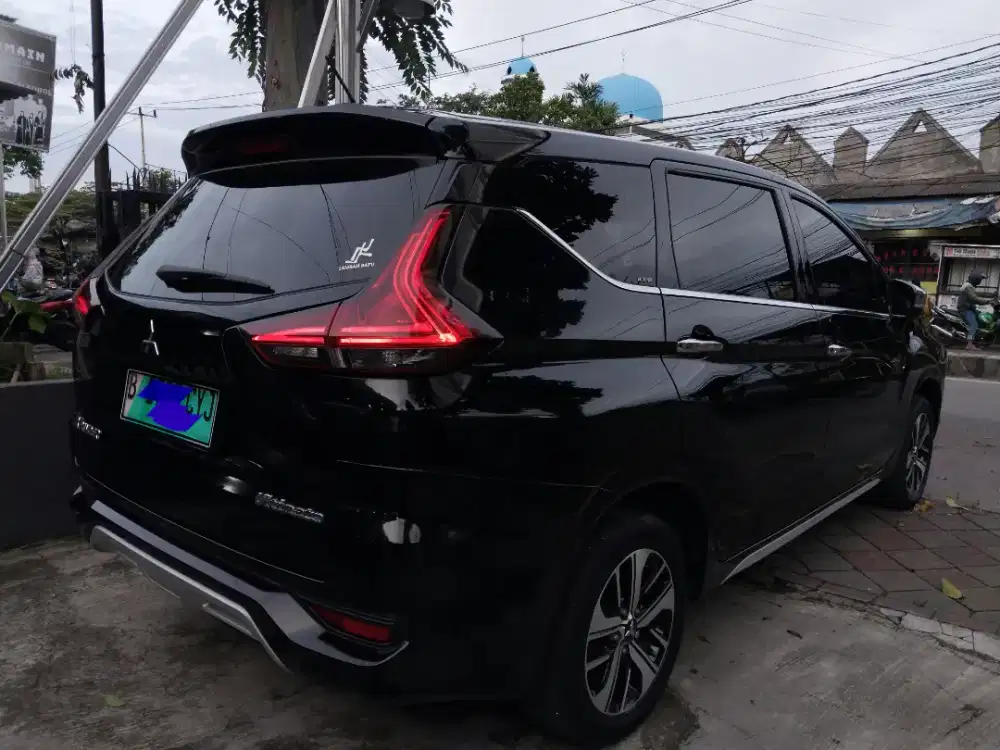 MITSUBISHI XPANDER ULTIMATE AT 2018 MERAH