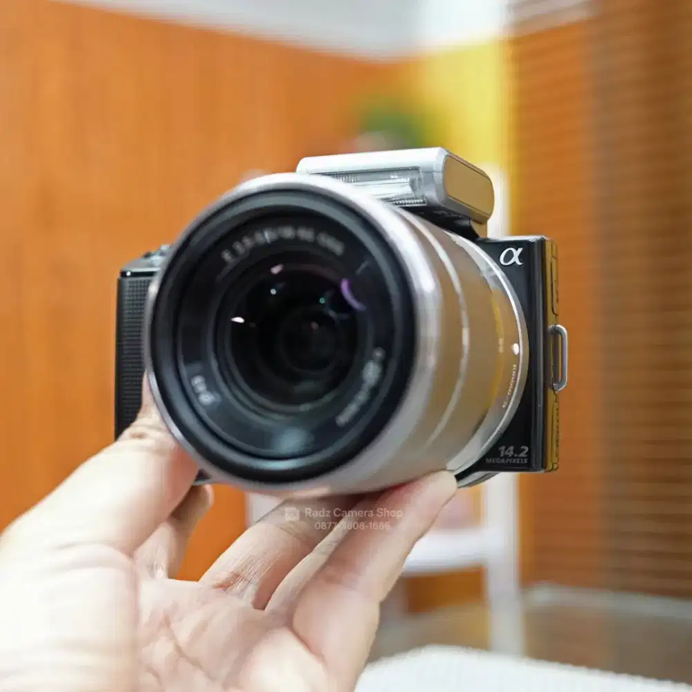 Sony NEX-5 Kit 18-55mm OSS Fullset Mulus Fungsi Normal