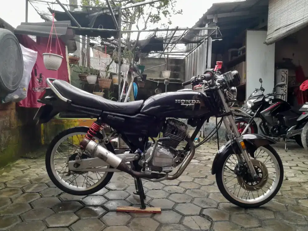 Dijual Honda GL Pro
